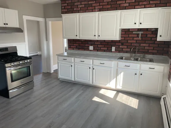 4 Church Street, 4 Church St APT 3, Manville, RI 02838