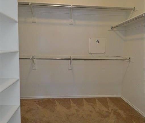 5th image of 300 Cadbury Dr