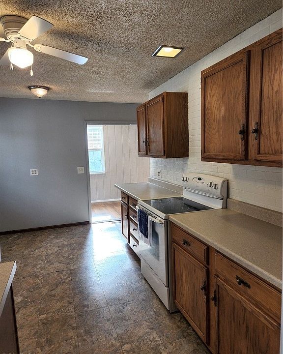 628 Briscoe Rd, Parkersburg, WV 26104 Zillow