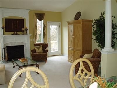 3rd image of 1251 Clubhouse Dr