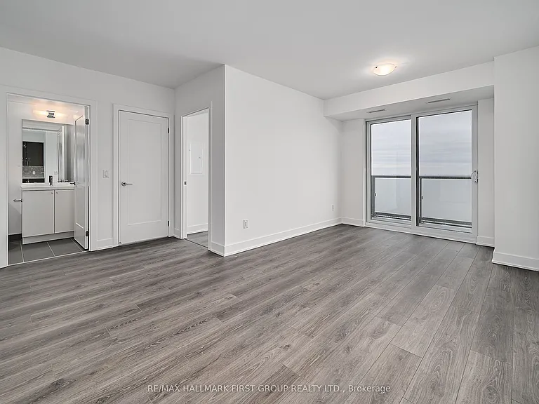 2545 Simcoe St N #2708 — Photo 12