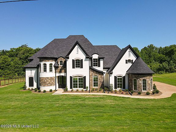 3rd image of 11210 Vickis Ln