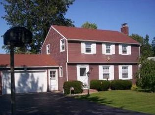 956 Latta Rd, Rochester, NY 14612