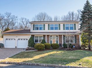 47 Chicopee Dr, Wayne Twp., NJ 07470