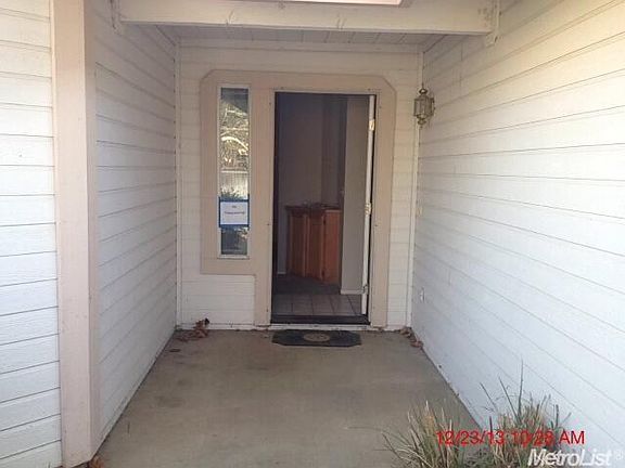 2nd image of 517 Willowbrook Dr