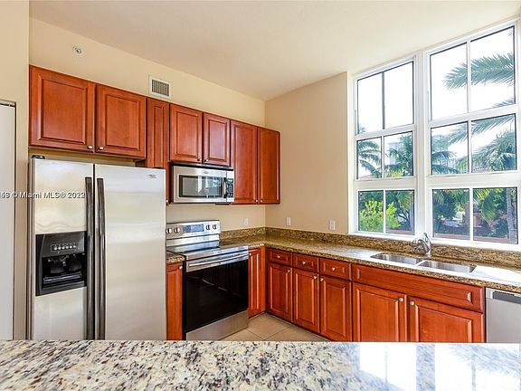 4th image of 3001 NE 185th St APT 235