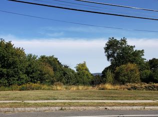 Onota St, Pittsfield, MA 01201