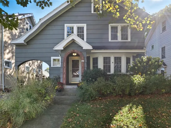 267 Laurelton Rd, Rochester, NY 14609
