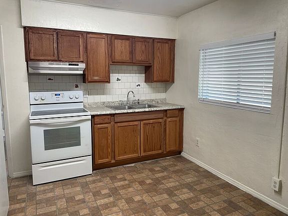 5th image of 600 S Roosevelt St #3