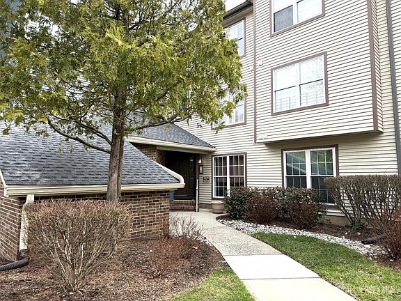 2nd image of 5083 Beech Ct Unit 5083