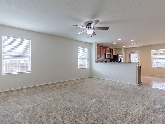5th image of 10203 Reyes Hts