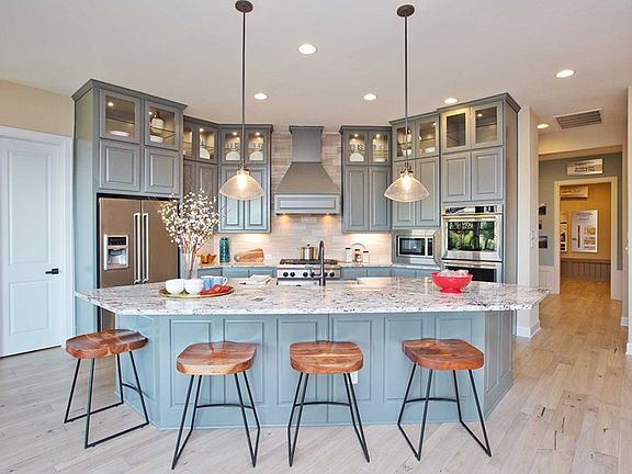 The Highcrest - Kitchen