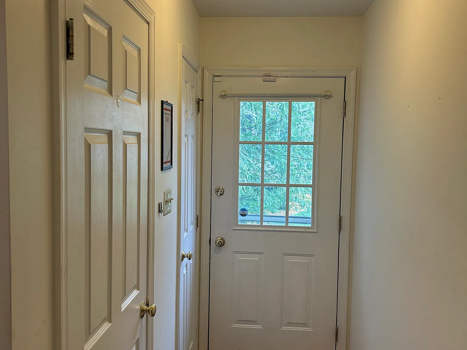 3 bed, 2.5 bath, 1850 sqft, $2,850 — Photo 2