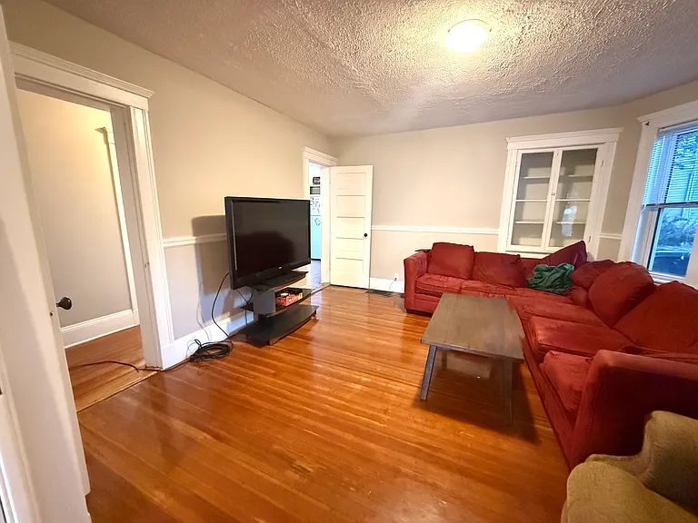 192 Grant Ave #1 — Photo 9