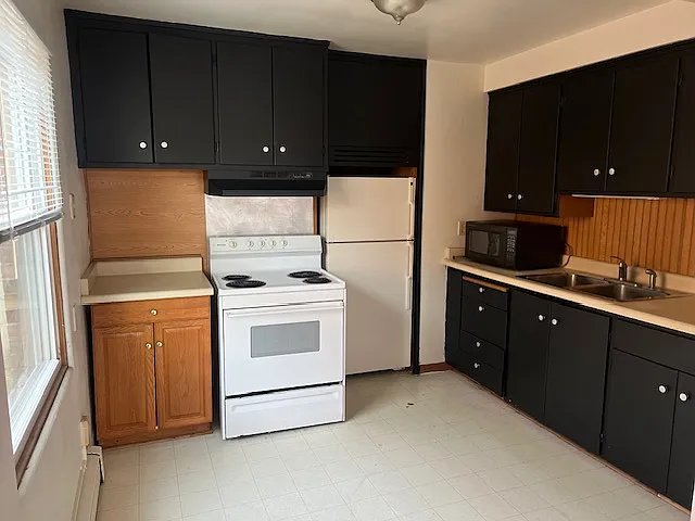 701 N Midvale Blvd #2 — Photo 4