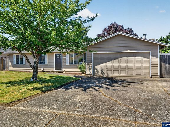 2nd image of 4527 Garden Ct SE
