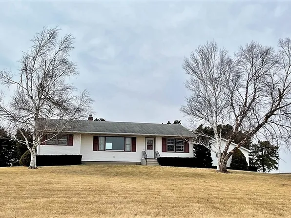 8789 Lee Rd, Waterman, IL 60556