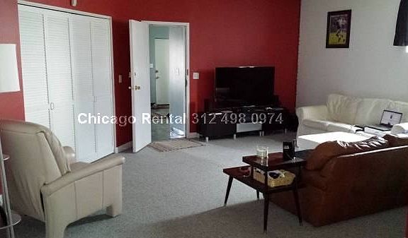 4th image of 2218 N Clybourn Ave #2