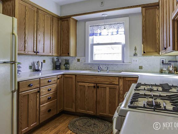 4th image of 1800 Rossman Ave SE