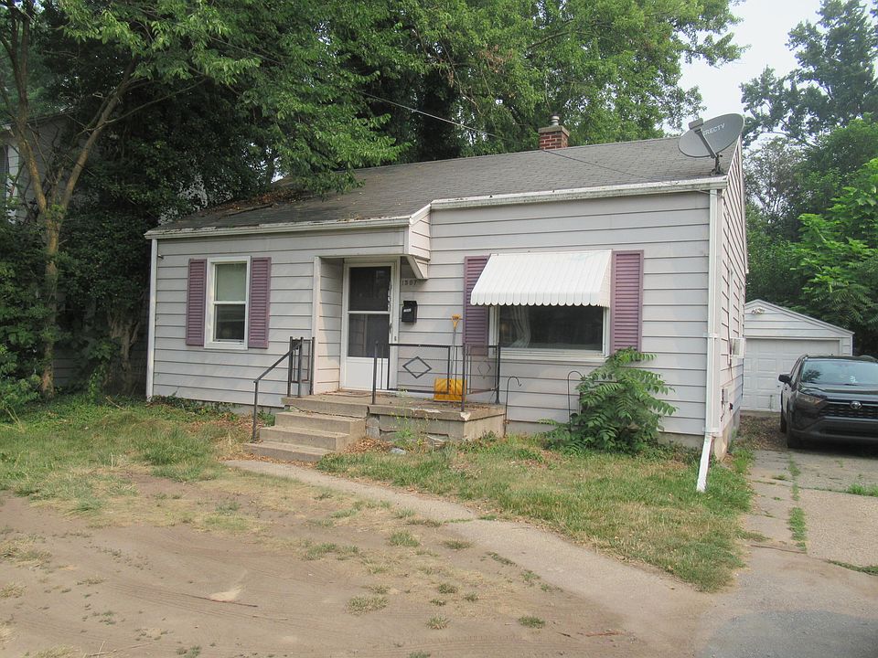 1st image of 1507 Leonard St NE