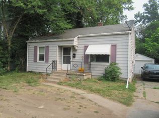 1507 Leonard St NE, Grand Rapids, MI 49505