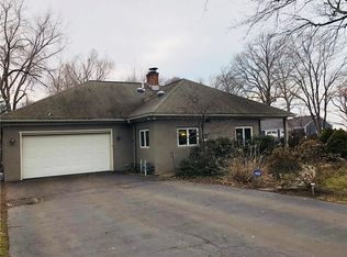 11 Beach Rd, Dunkirk, NY 14048