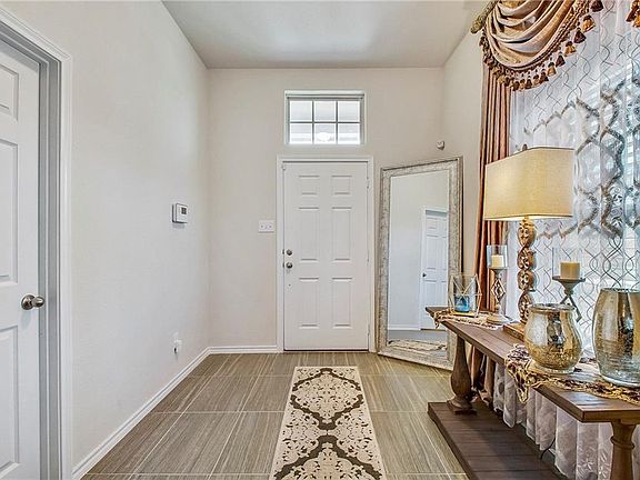 4th image of 5361 Saba Dr