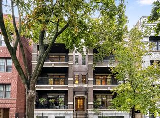 700 W Barry Ave APT 1W, Chicago, IL 60657