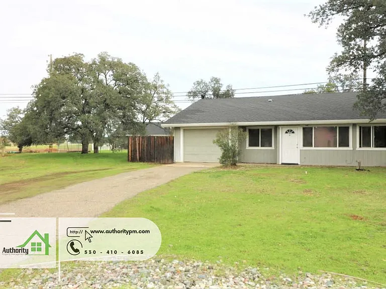 21968 Klamath River Pl #A — Photo 1