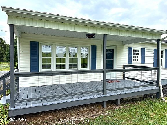 2nd image of 2833 Wilkinson Pike