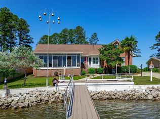 152 Pine Point Dr, Lexington, SC 29072