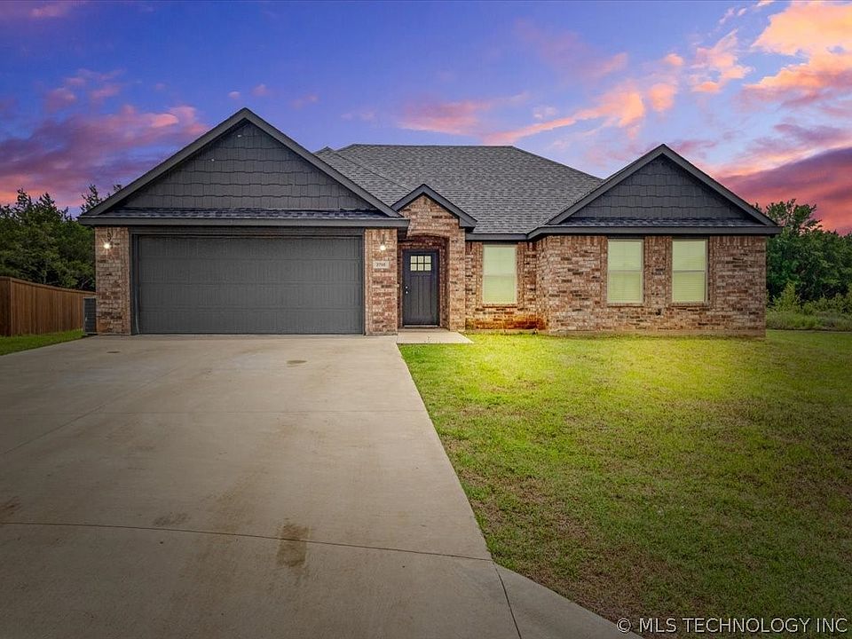 2700 Colonial Dr, Durant, OK 74701 | Zillow