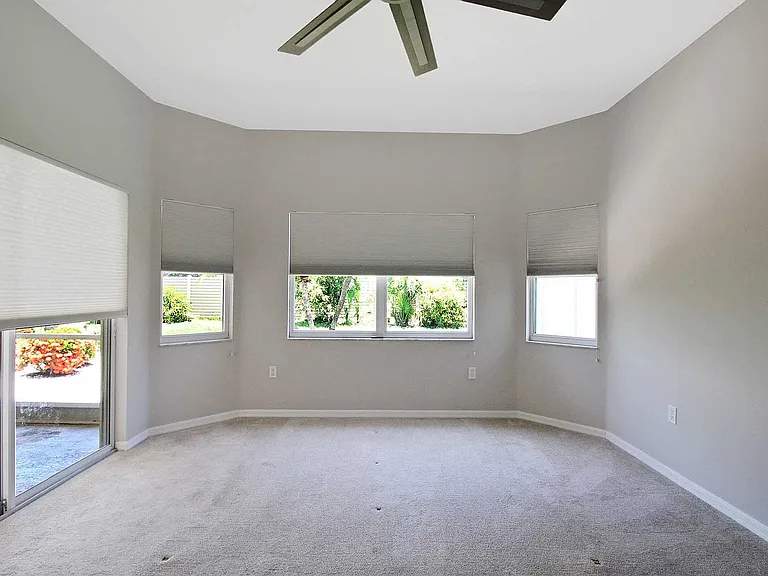 4815 77th St E — Photo 27