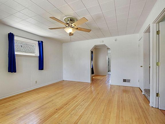 2nd image of 4126 18th AVENUE
