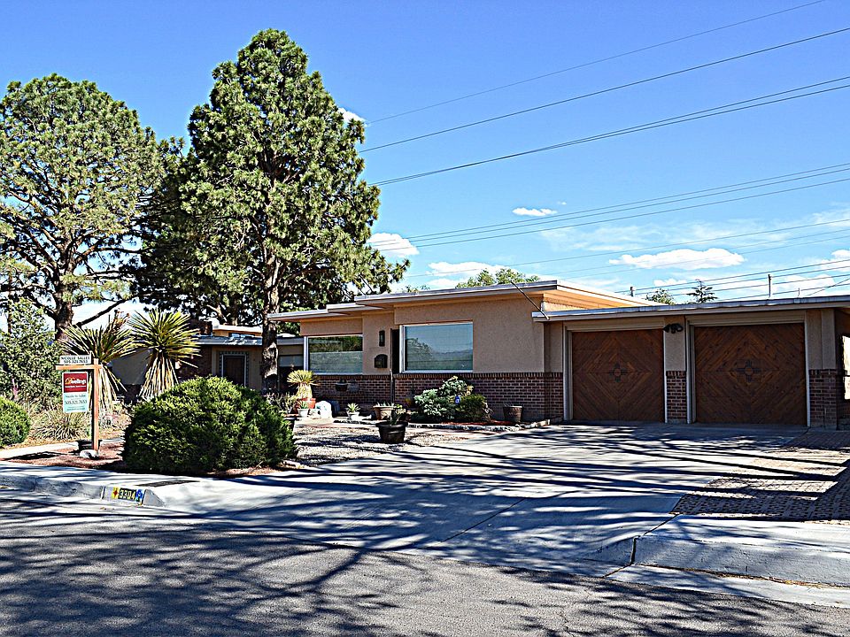 1st image of 3304 Loma Vista Pl NE