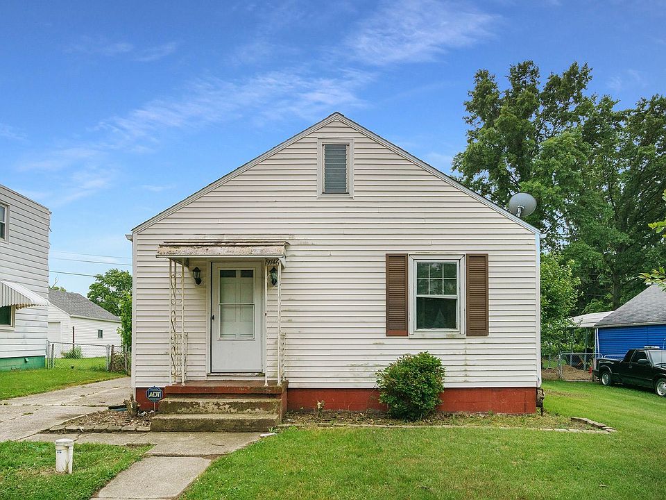 1st image of 19746 Detroit Ave