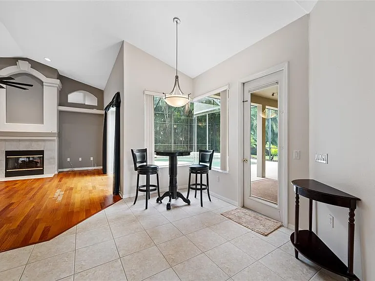 10675 Park Place Dr — Photo 21