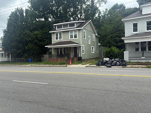 2nd image of 3016 Elm Ave