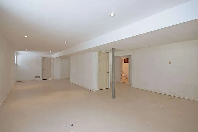 864 Teakwood Ln — Photo 36