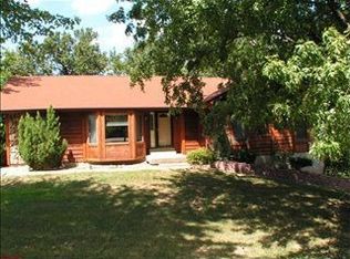 4028 Emerald Dr, Saint Charles, MO 63304