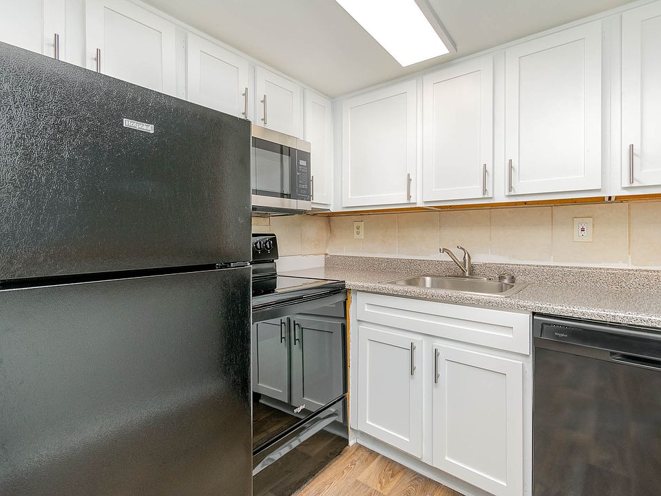 1st image of 1261 W Ocean View Ave #3