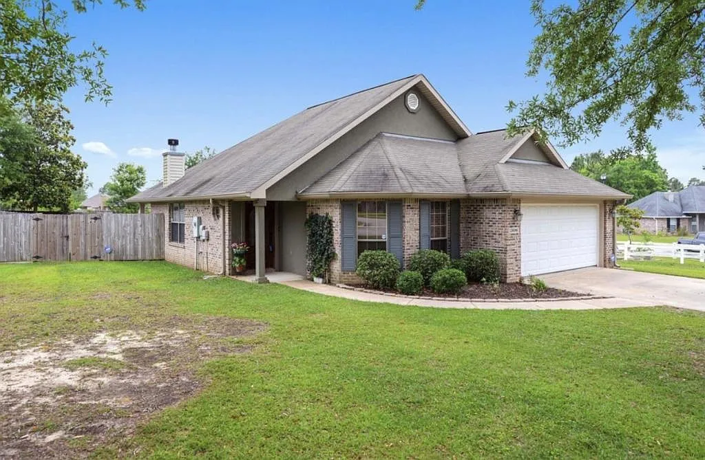 13696 Hidden Oaks Dr — Photo 3
