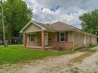 2631 S Walnut St, Springfield, IL 62704