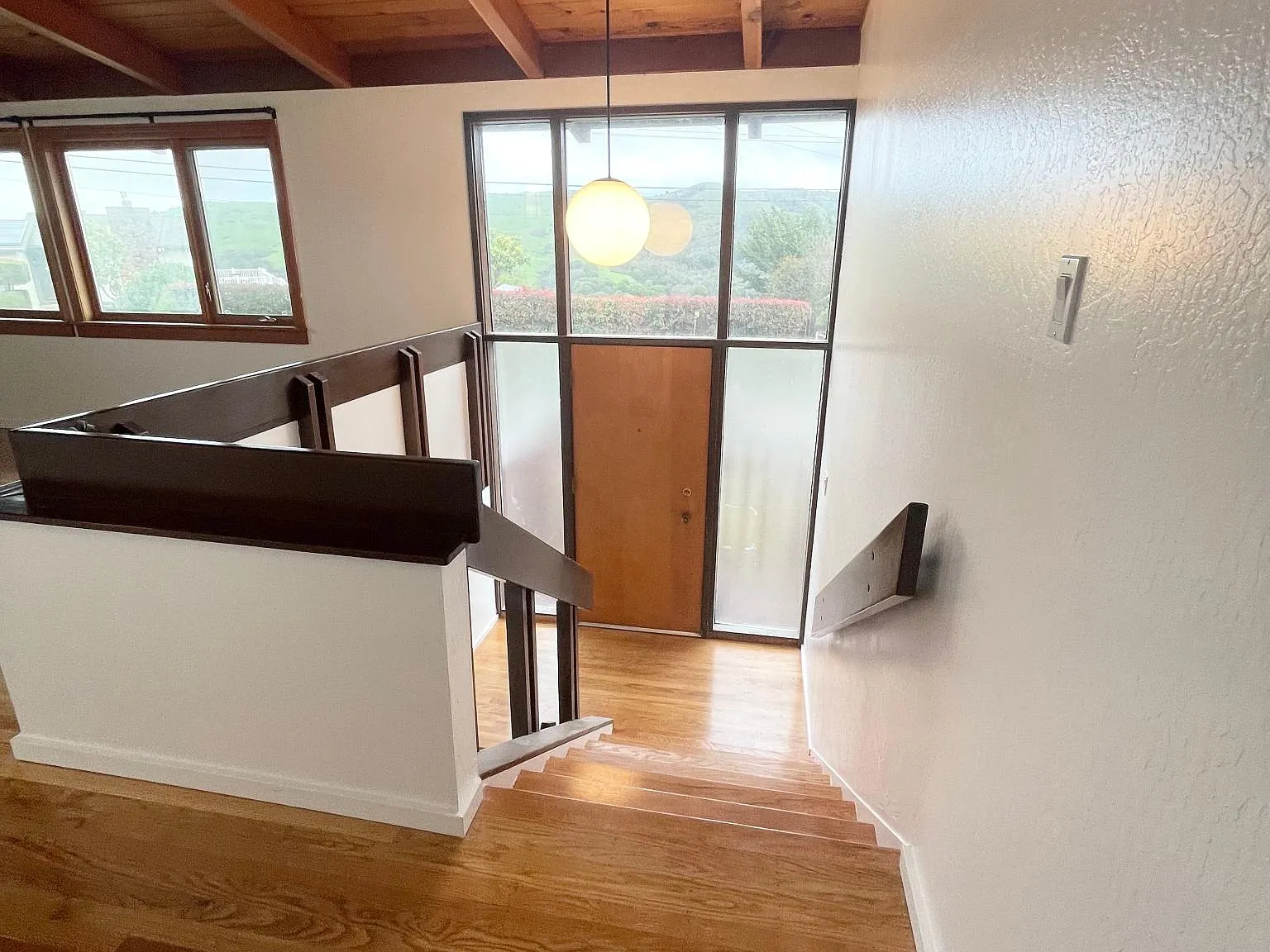 853 Kensington Rd — Photo 4