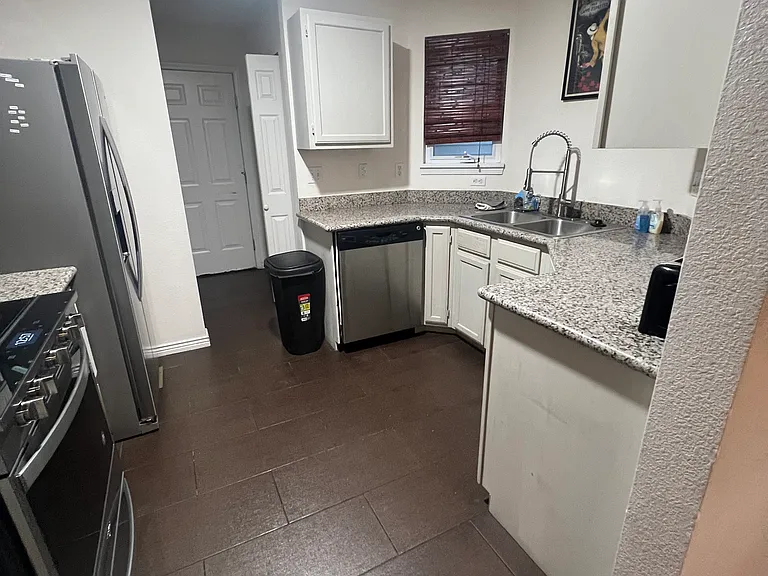 508 High Point Dr — Photo 13