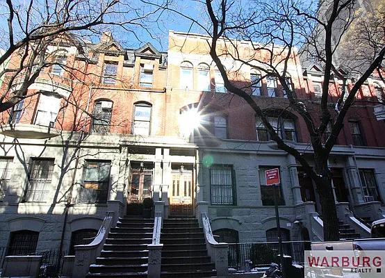 Rented by Warburg | media 18