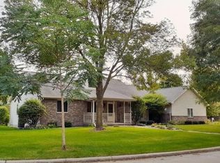 1 Rustic Ct, Appleton, WI 54911