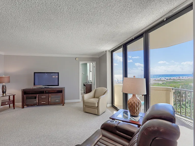 2800 N Ocean Dr #A — Photo 60
