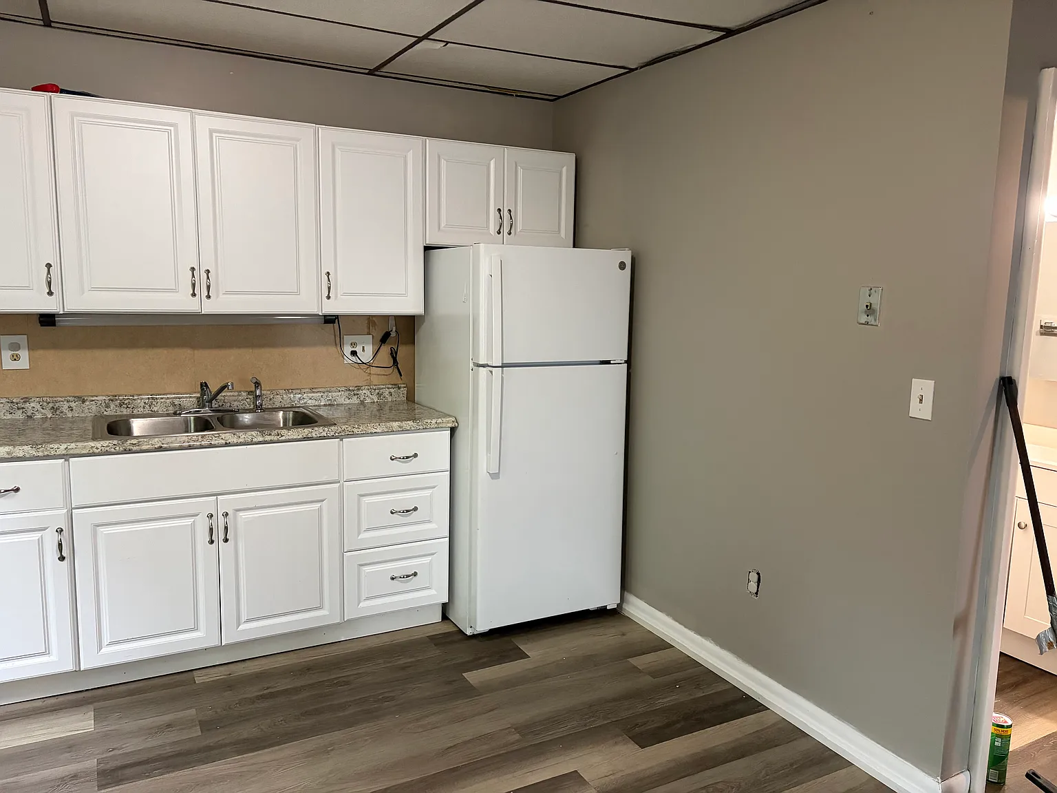 2 bed, $1,600 — Photo 2