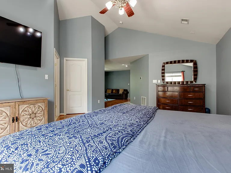 2191 Oak Forest Dr — Photo 43